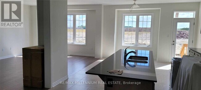 Photo du bâtiment - 33 Eberly Wds Dr.