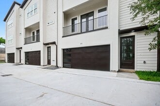 Building Photo - 123 Milby St