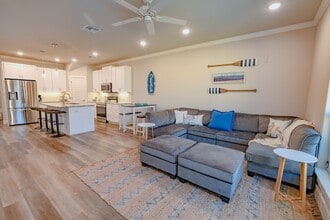 Building Photo - 14010 Fortuna Bay Dr