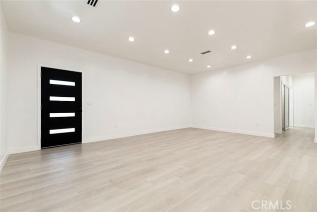 Building Photo - 11325 Collett Ave