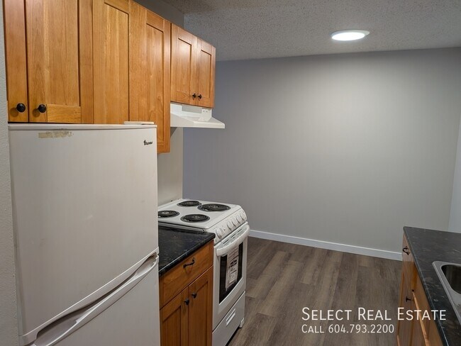 Building Photo - 1755 No 9 Highway212