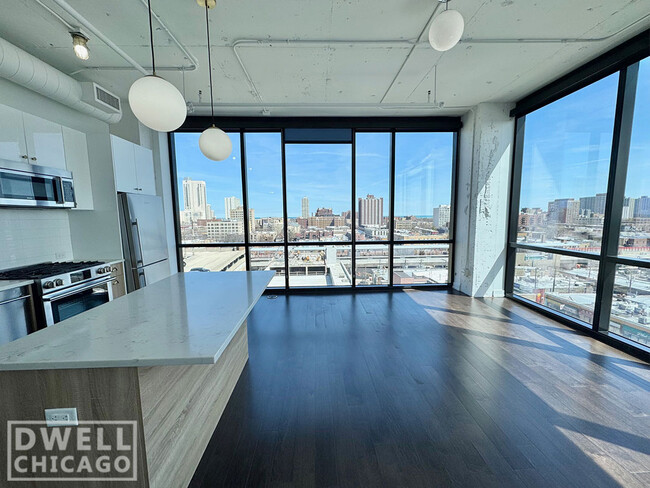 Foto del edificio - 1217 W Carmen Ave