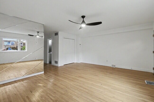 Foto del edificio - 2106 N Camac St