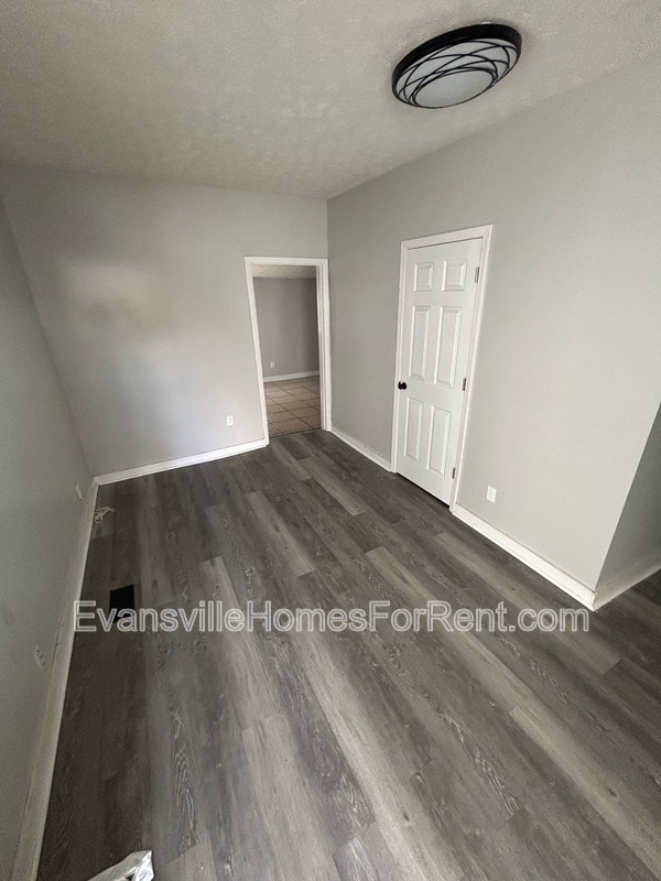 Building Photo - 2512 W Franklin St