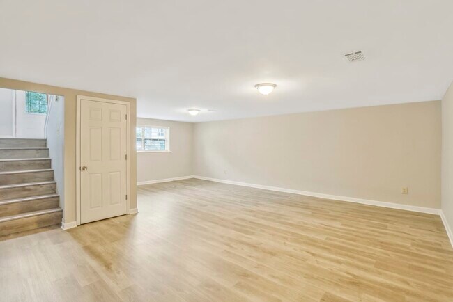 Foto del edificio - 5604 Emerald Glen
