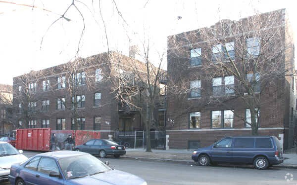 Building Photo - 1133 W Grace St