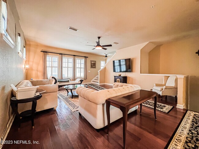 Foto del edificio - 615 Market St