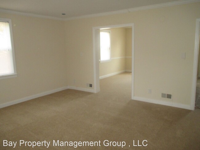 Building Photo - 3 br, 2.5 bath House - 1517 E Cold Spring Ln