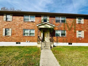 Building Photo - 4700 Walnut Grove Ave