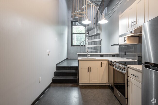 1HAB, 1BA-430SF - @Hudson Park
