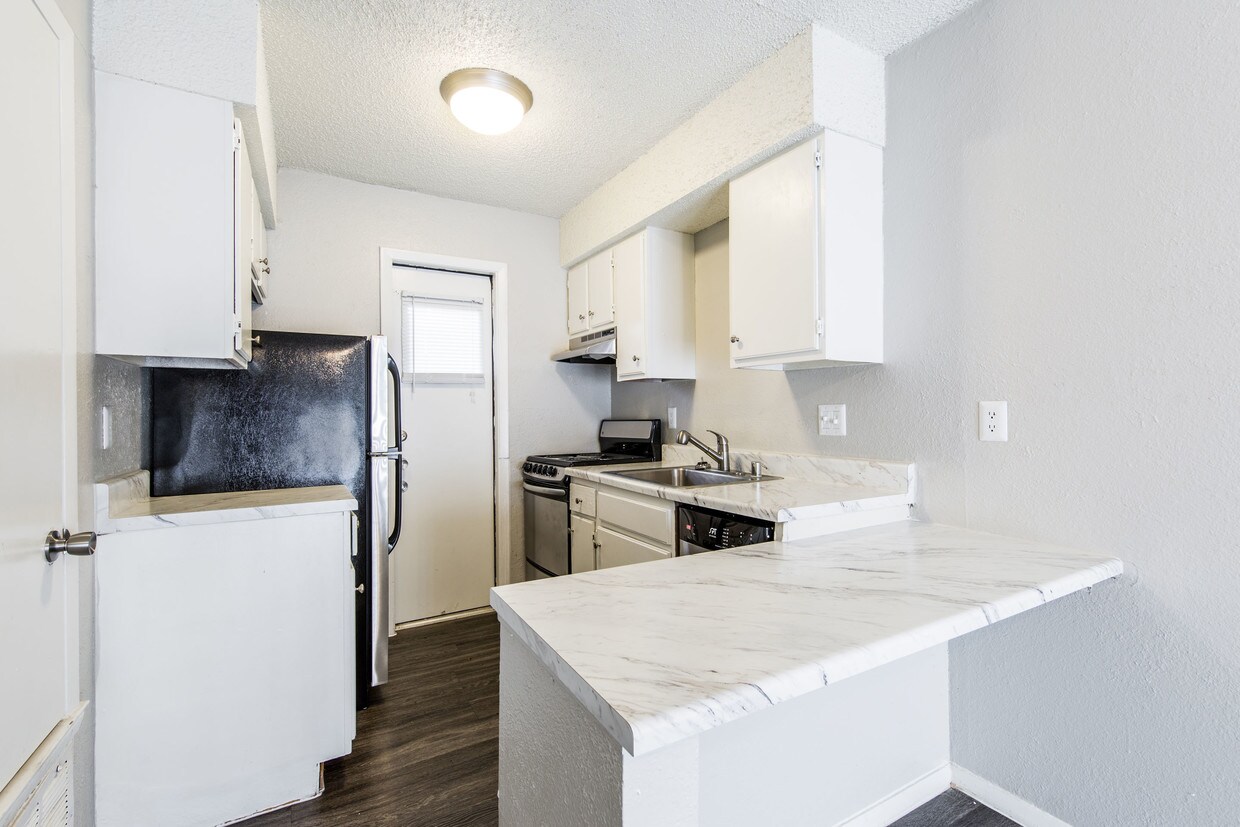 Foto principal - Telluride Apartments - Hyde Park