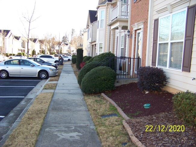 Building Photo - 2729 Deerwood Ln