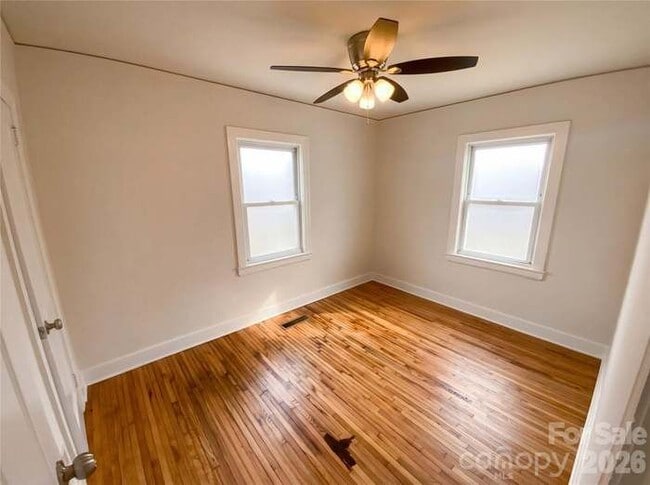 Foto del edificio - 2308 Grimes St