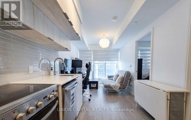 Photo du bâtiment - 181 Dundas St E