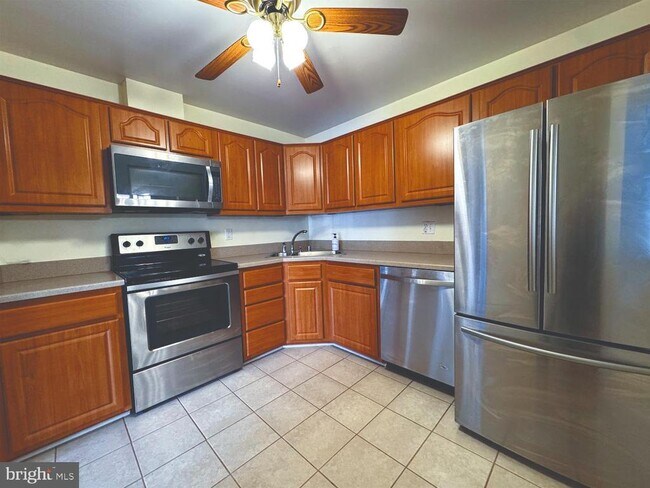 Building Photo - 14 Rain Flower Path