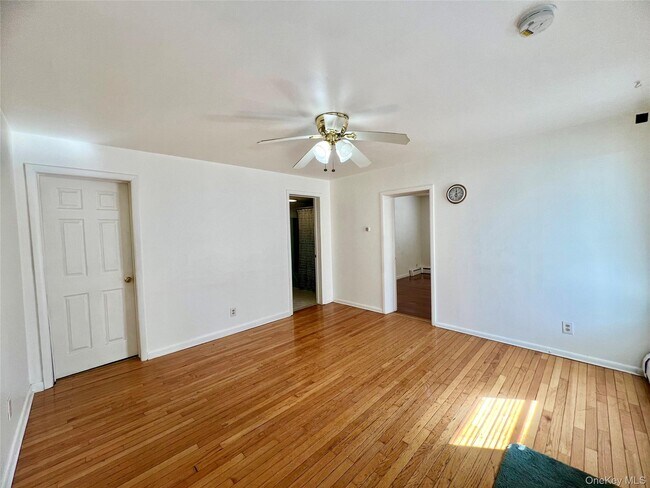 Foto del edificio - 25 Beacon St