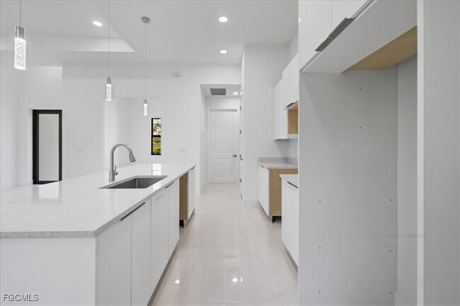 Foto del edificio - 820 Ashland St E