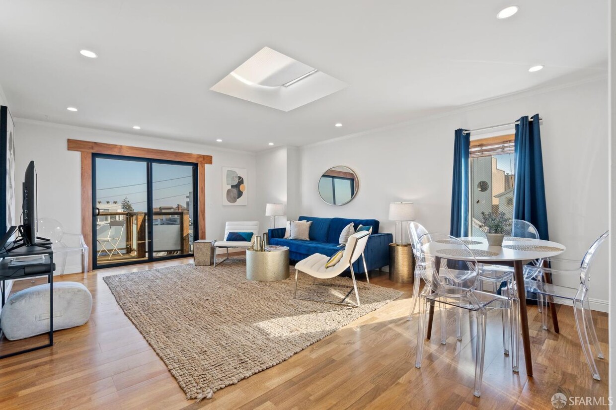 Foto principal - 893 Rhode Island St