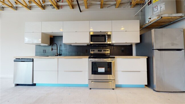 Foto del edificio - 305 W 27th St