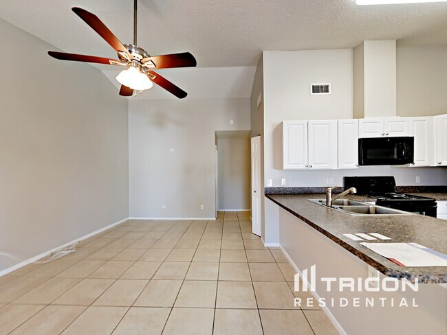 Foto del edificio - 12318 Cloverstone Dr
