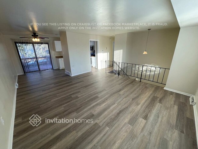 Foto del edificio - 8500 Mason Cir