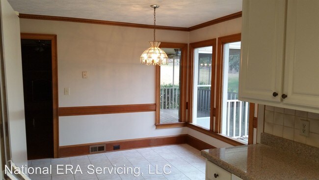 Building Photo - 5 br, 3 bath House - 3250 Spain Rd