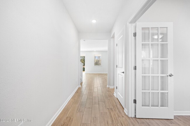 Building Photo - 327 Wambaw Dr