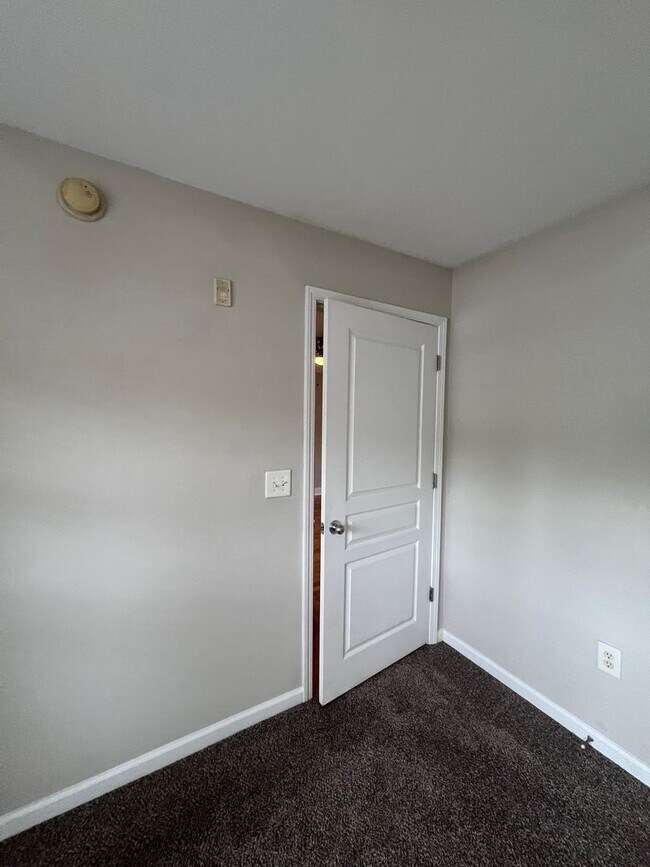 Foto del edificio - 3708 Spruce Ridge Way
