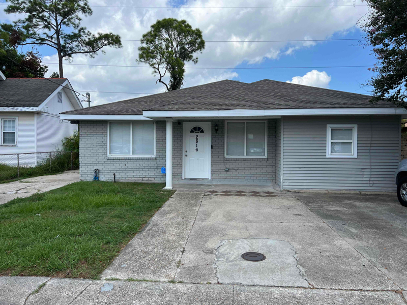Primary Photo - 2816 Pakenham Dr