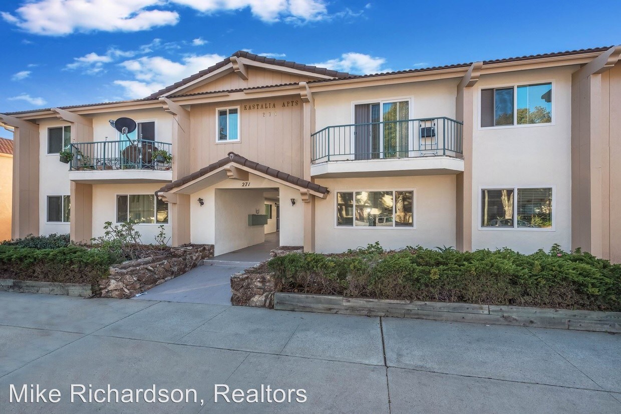 Foto principal - 271 Ellwood Beach Dr