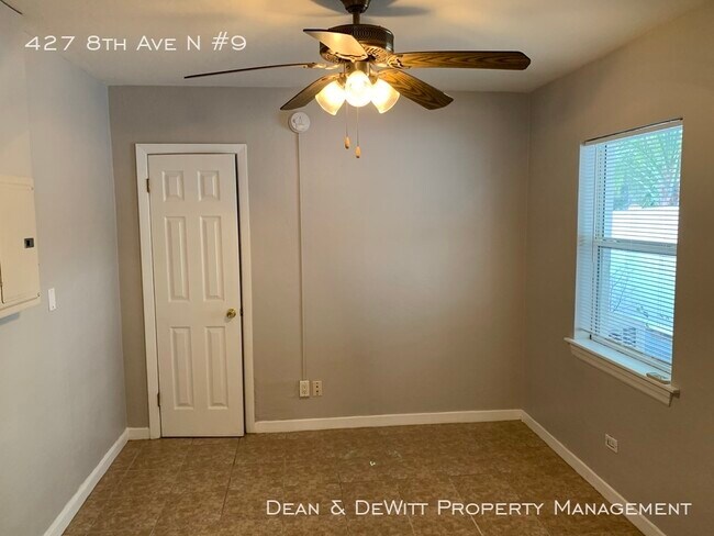 Building Photo - Studio Bed/1 Bath - Unit 9