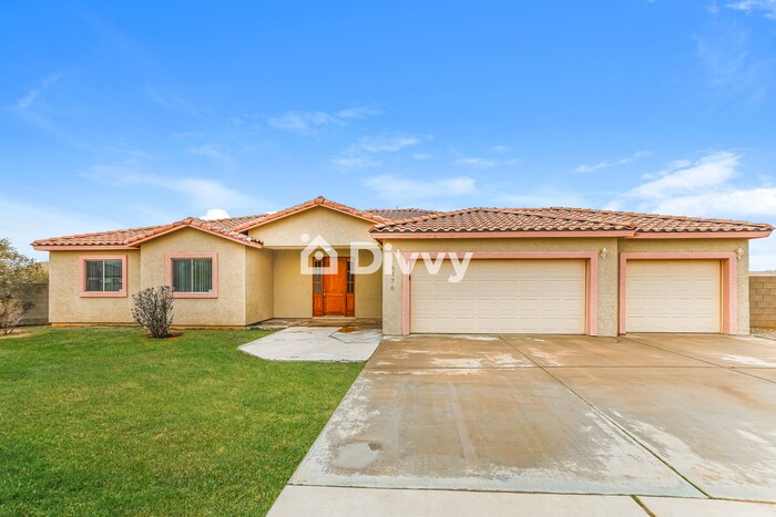 Primary Photo - 6776 N Overfield Rd