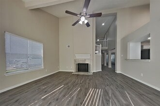 Building Photo - 3019 Highland Laurels Dr