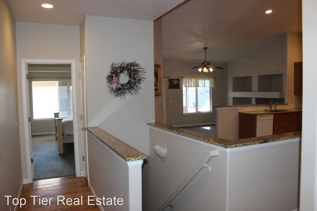 Building Photo - 5 br, 3 bath House - 5237 Sand Hill Dr