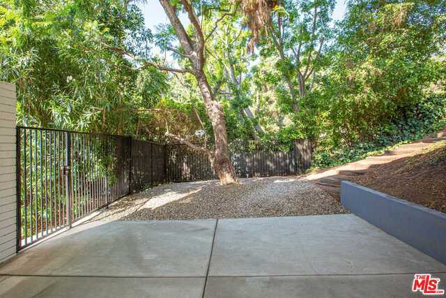 Foto del edificio - 9491 Readcrest Dr