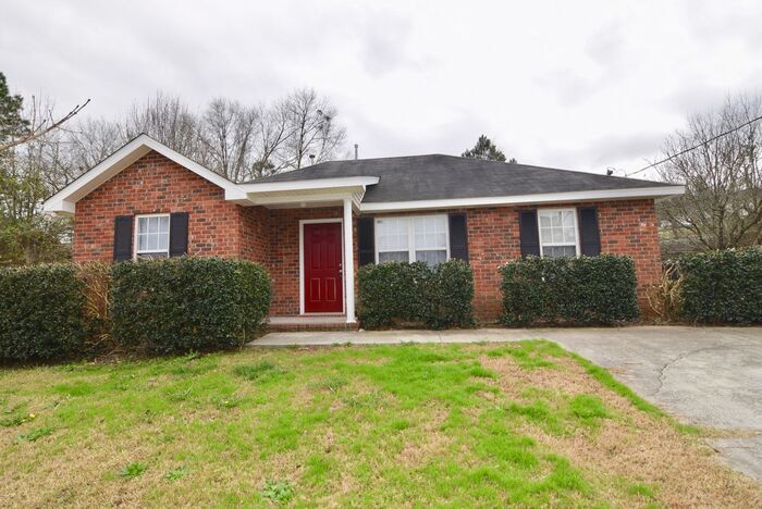 Primary Photo - 3 Bed/2 Bath in Woodlake Subdivision