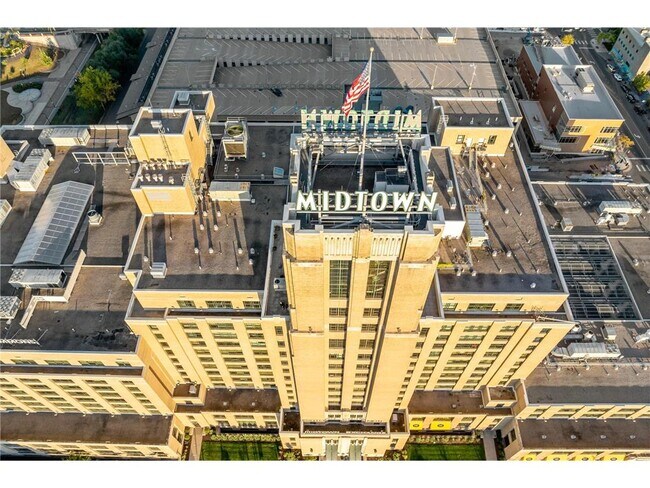 Foto del edificio - 2929 Chicago Ave