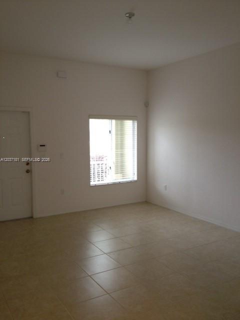 Foto del edificio - 1657 SE 23rd Way