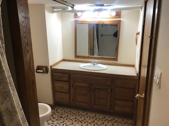 Foto del edificio - 100 Magazine St