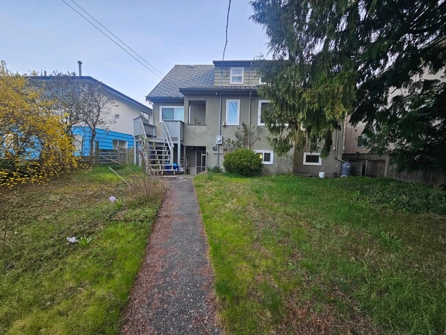 Building Photo - 554 61st Av W