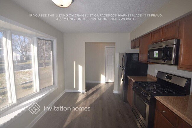 Foto del edificio - 801 Mccallum Dr