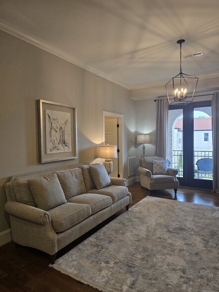 Foto del edificio - 150 Club House Dr
