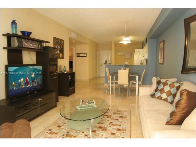 Foto del edificio - 9595 Fontainebleau Blvd