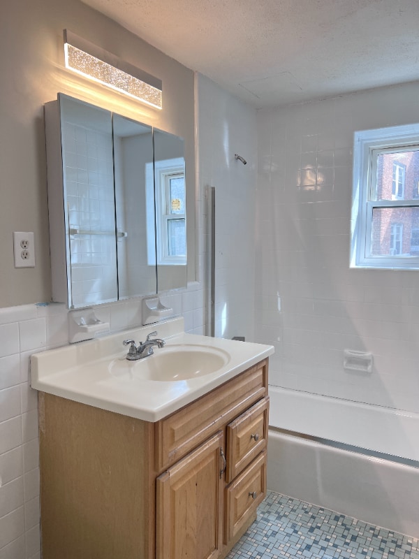 Photo - 154 High St Apartment