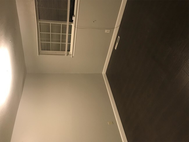 Building Photo - 5011 Lapa Dr