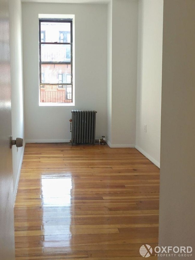 Building Photo - 210 West 10th Street