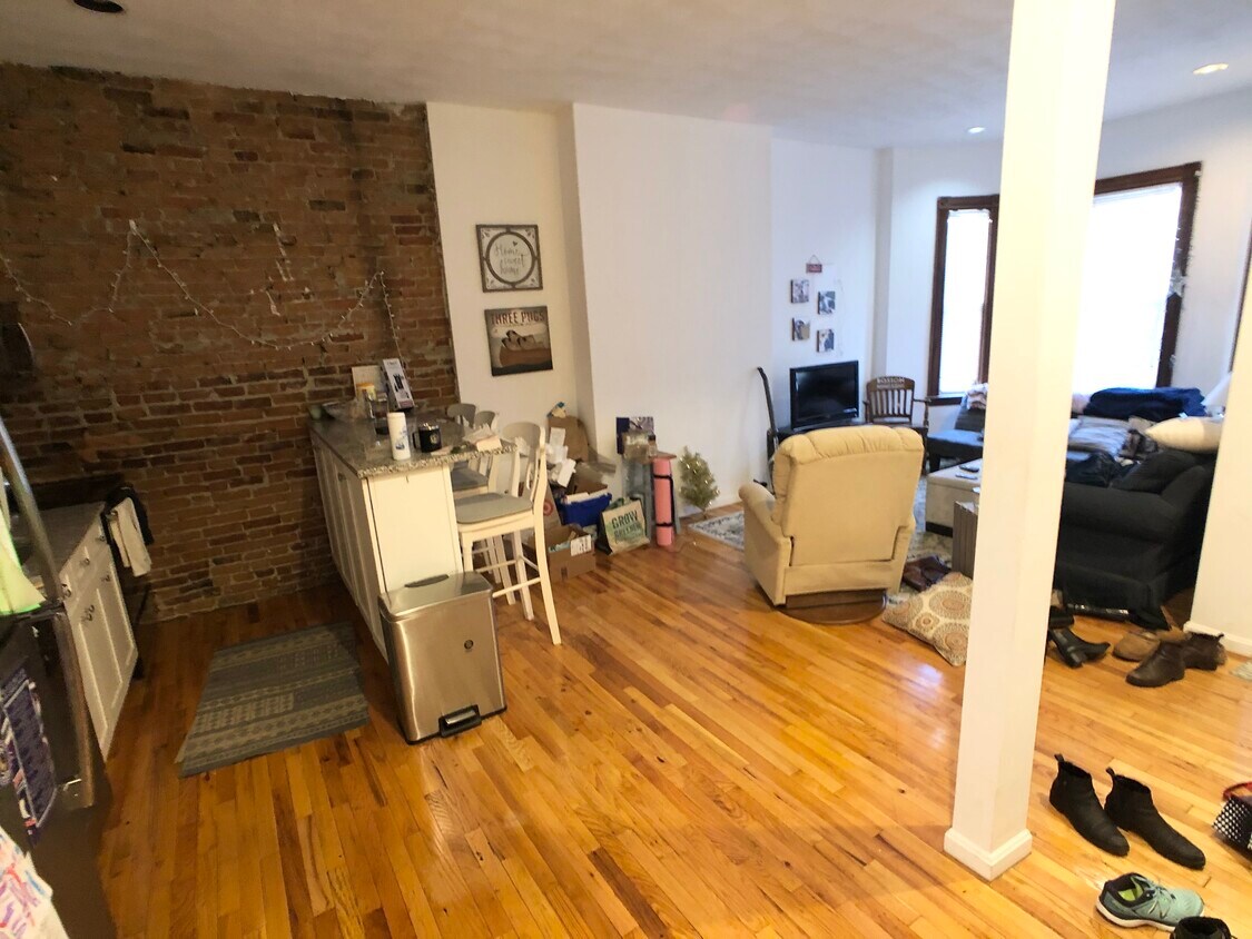 Foto principal - 12 Wigglesworth St