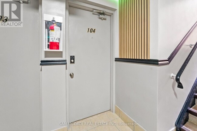 Building Photo - 1016 O'Connor Dr