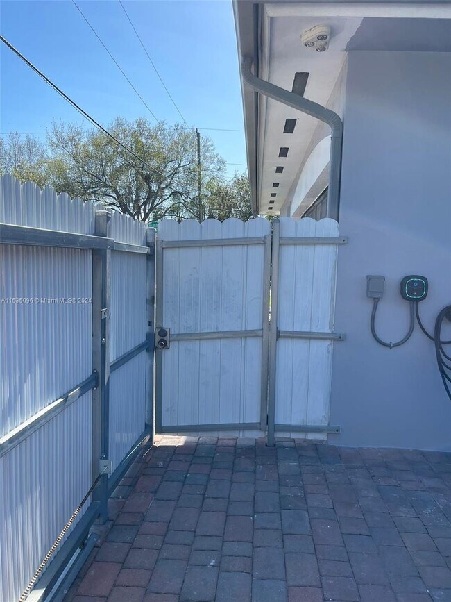 21322 Old Cutler Rd, Cutler Bay, FL 33189 House Rental in Cutler Bay