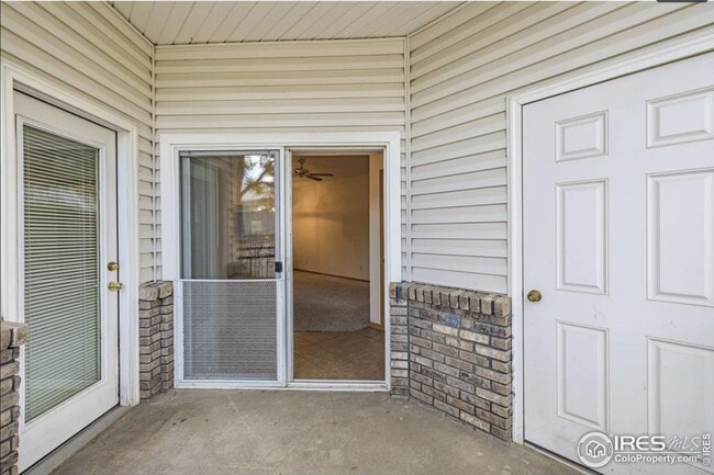 Foto del edificio - 950 52nd Ave Ct